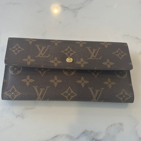 Louis Vuitton Long Sarah Wallet - Picture 1 of 6